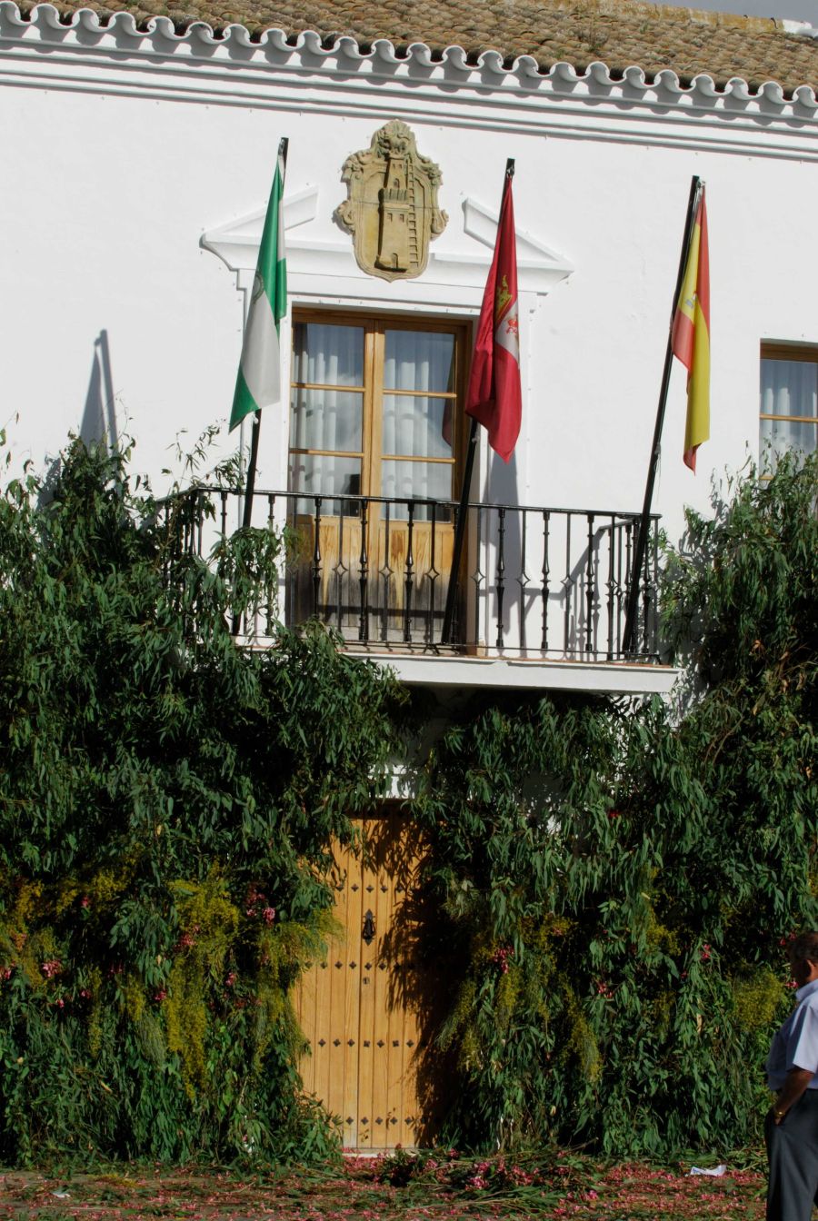 Imagen del Ayuntamiento decorado para el día del Corpus.